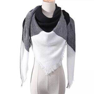 Black White Plaid Triangle Fringe Scarf Wrap New
